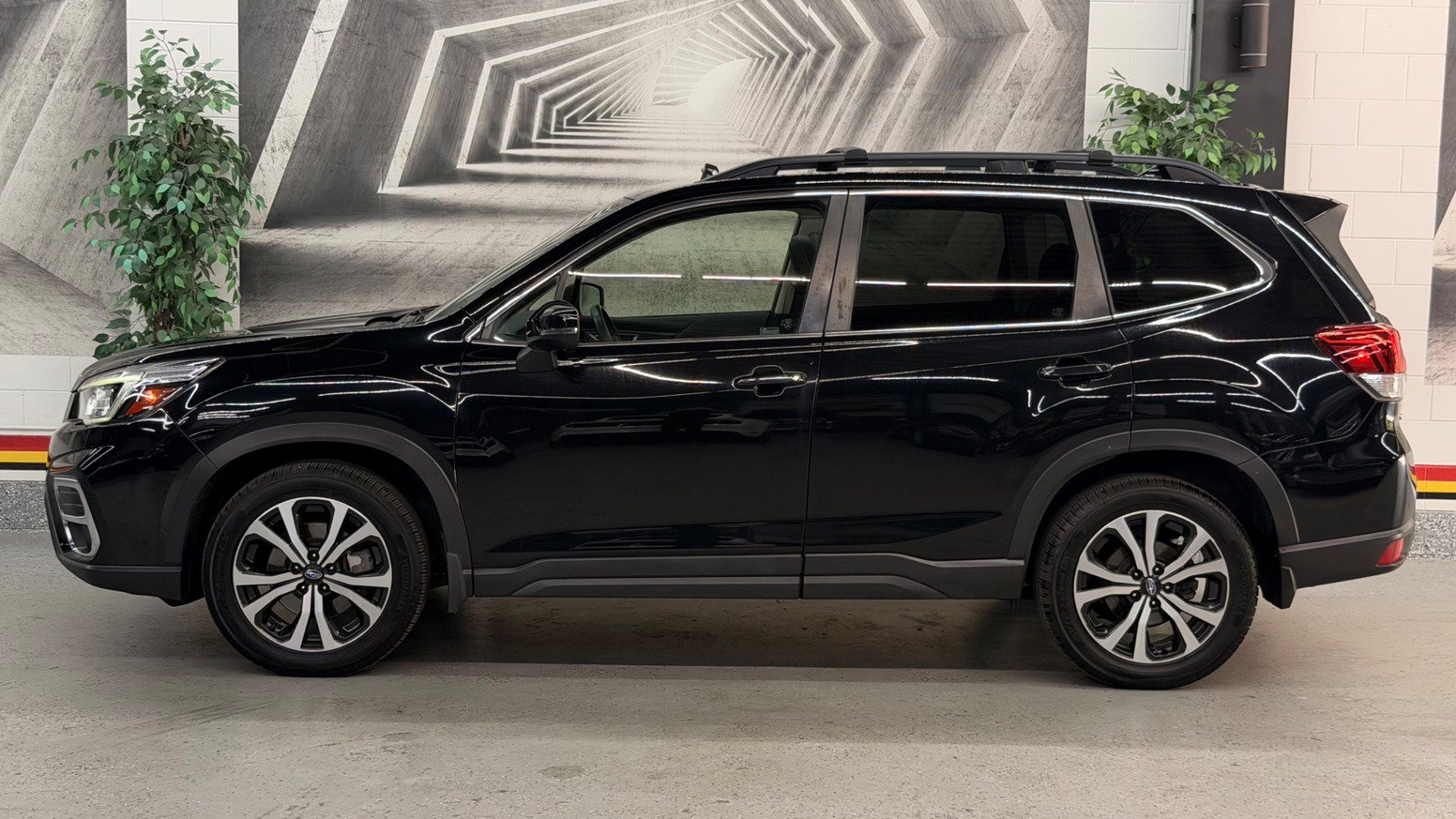 Used 2019 Subaru Forester Limited w/ Popular Package #3 AWD/4WD image 5