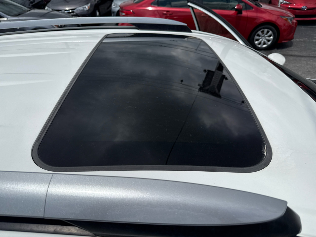 Used 2018 Toyota RAV4 XLE image 26