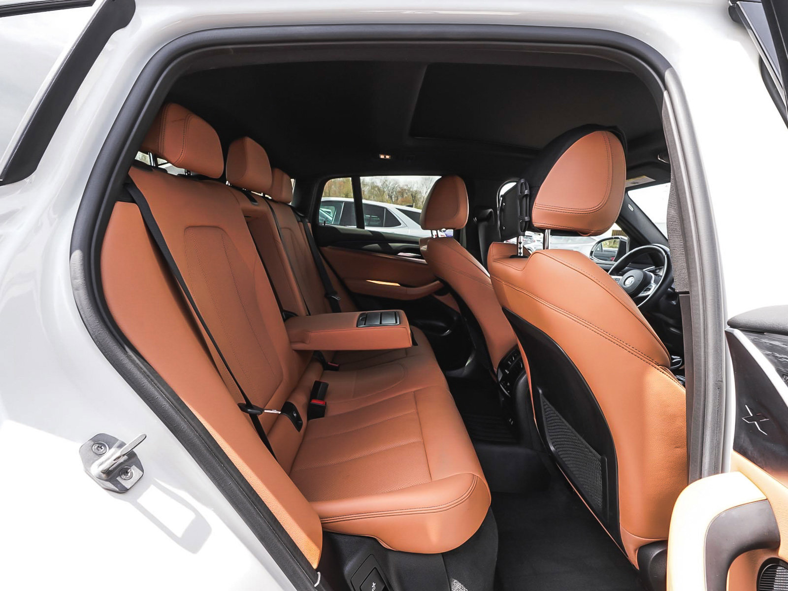 Used 2024 BMW X4 xDrive30i w/ Premium Package image 38