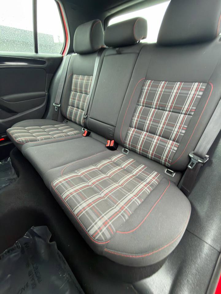 Used 2013 Volkswagen GTI 4-Door FWD image 39