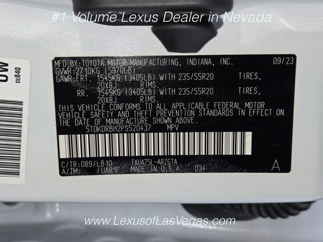 Used 2023 Toyota Highlander Limited AWD/4WD image 29