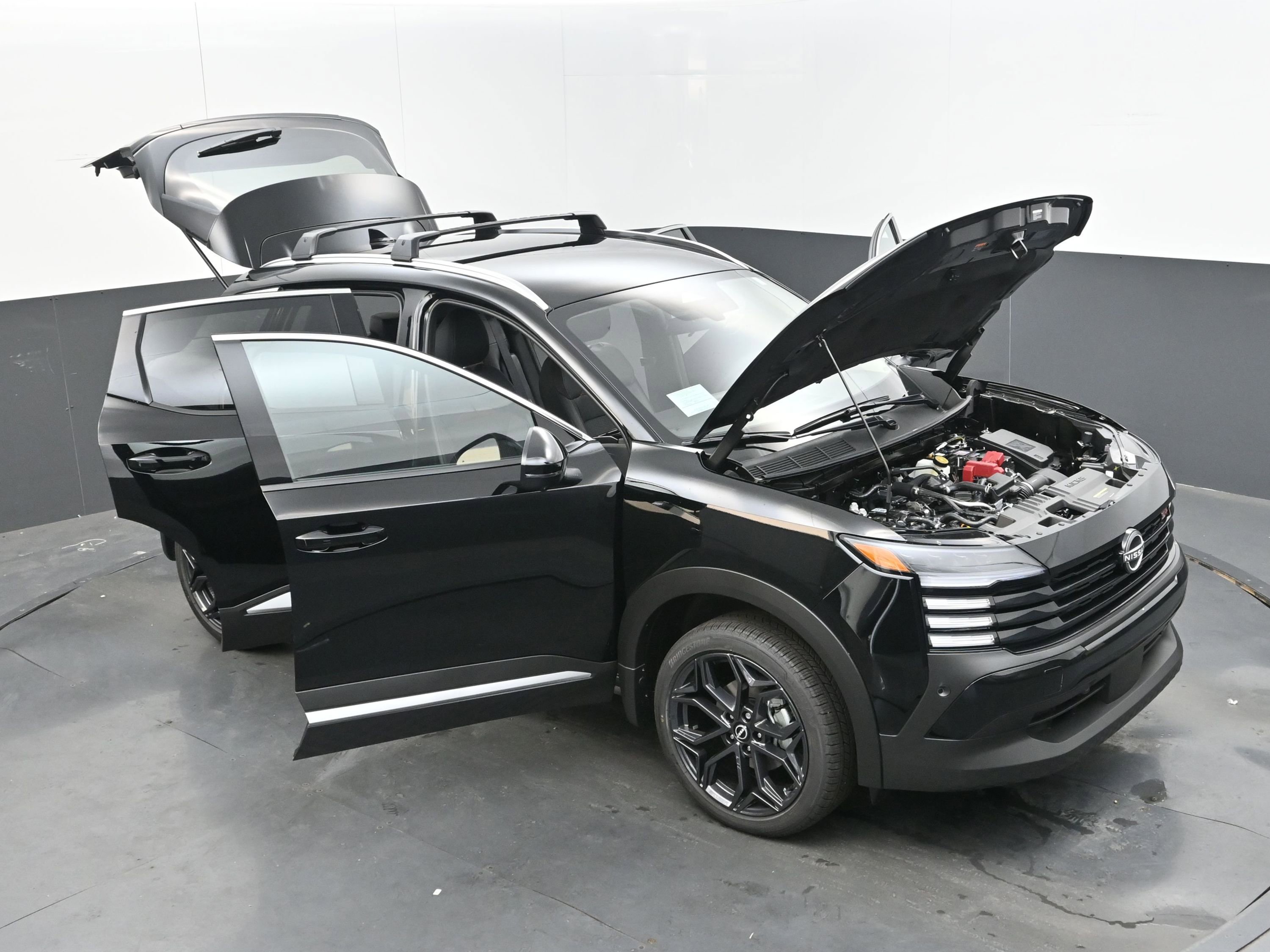 New 2026 Nissan Kicks SR image 36