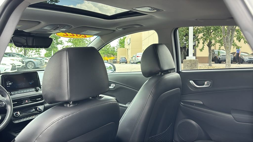 Used 2022 Hyundai Kona Limited AWD/4WD image 31