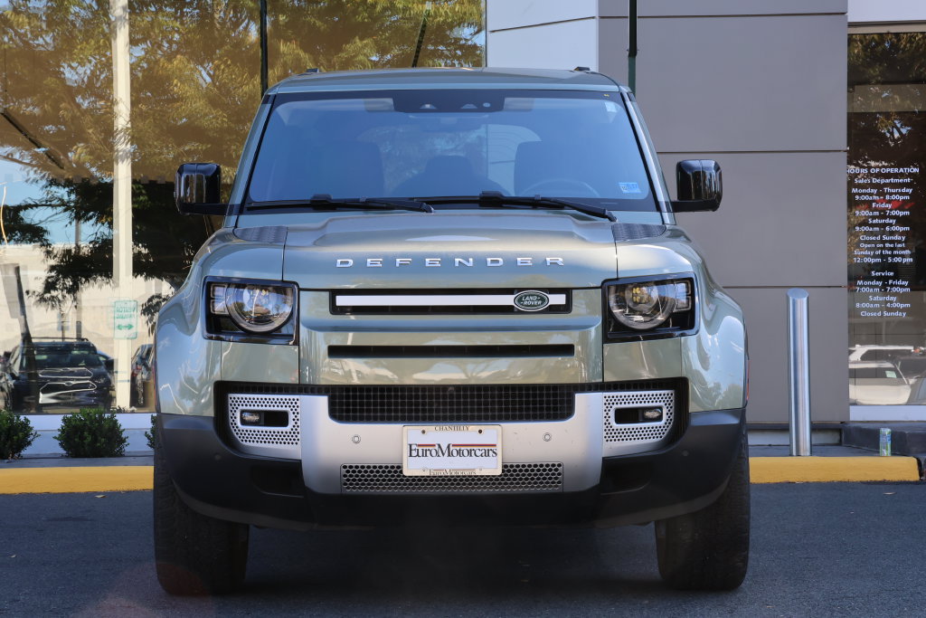 Used 2020 Land Rover Defender 110 SE AWD/4WD image 4