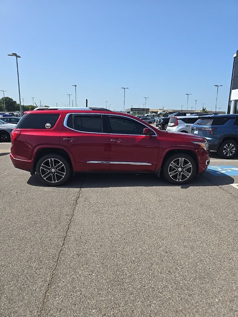 Used 2019 GMC Acadia Denali AWD/4WD image 7