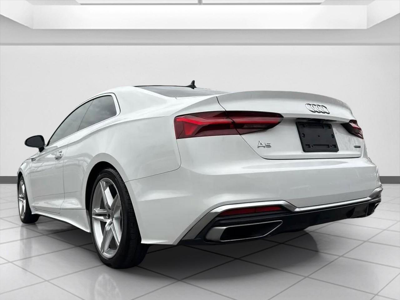 Used 2022 Audi A5 2.0T Premium image 3