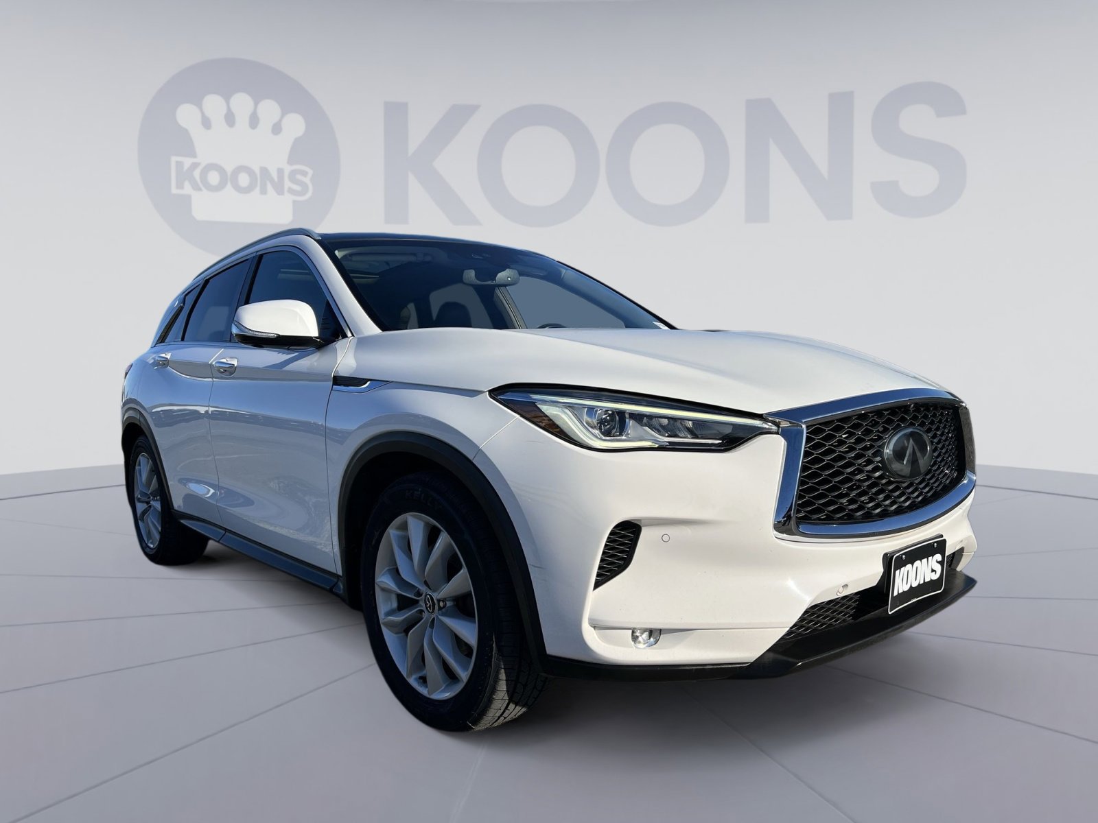 Used 2019 INFINITI QX50 Essential w/ Premium Heat Package image 10