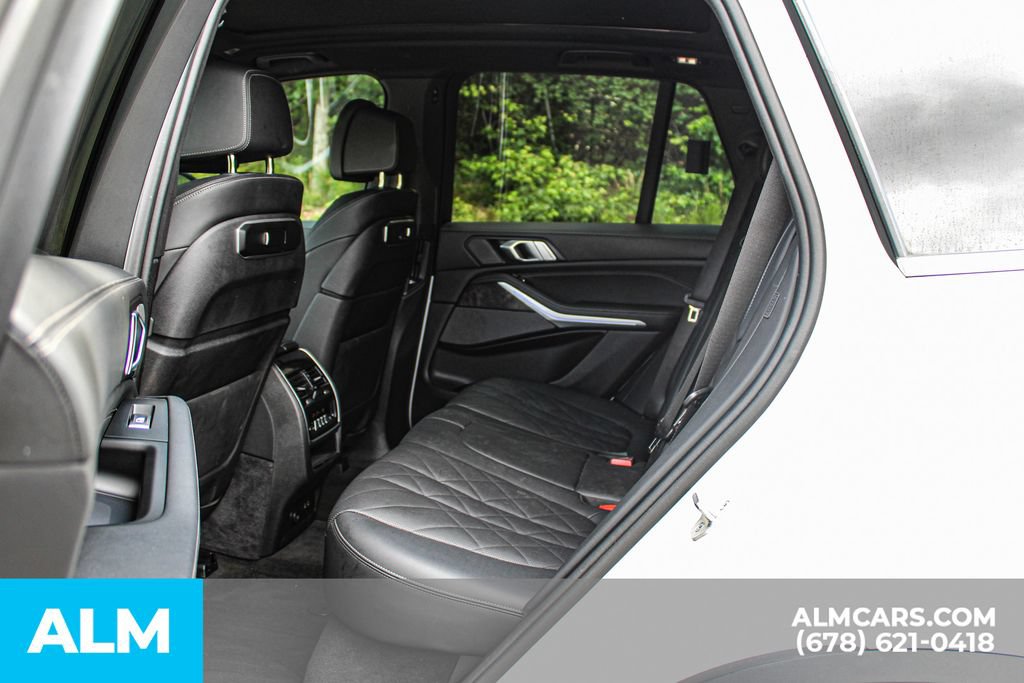 Used 2024 BMW X5 sDrive40i RWD image 17