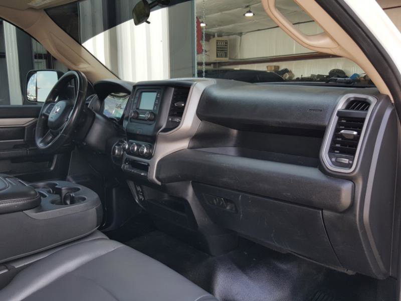 Used 2020 RAM 2500 Tradesman w/ Chrome Appearance Group image 11