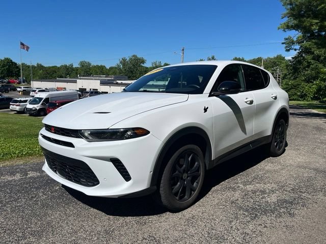 Used 2023 Dodge Hornet GT w/ Tech Pack w/o Parking AWD/4WD image 7