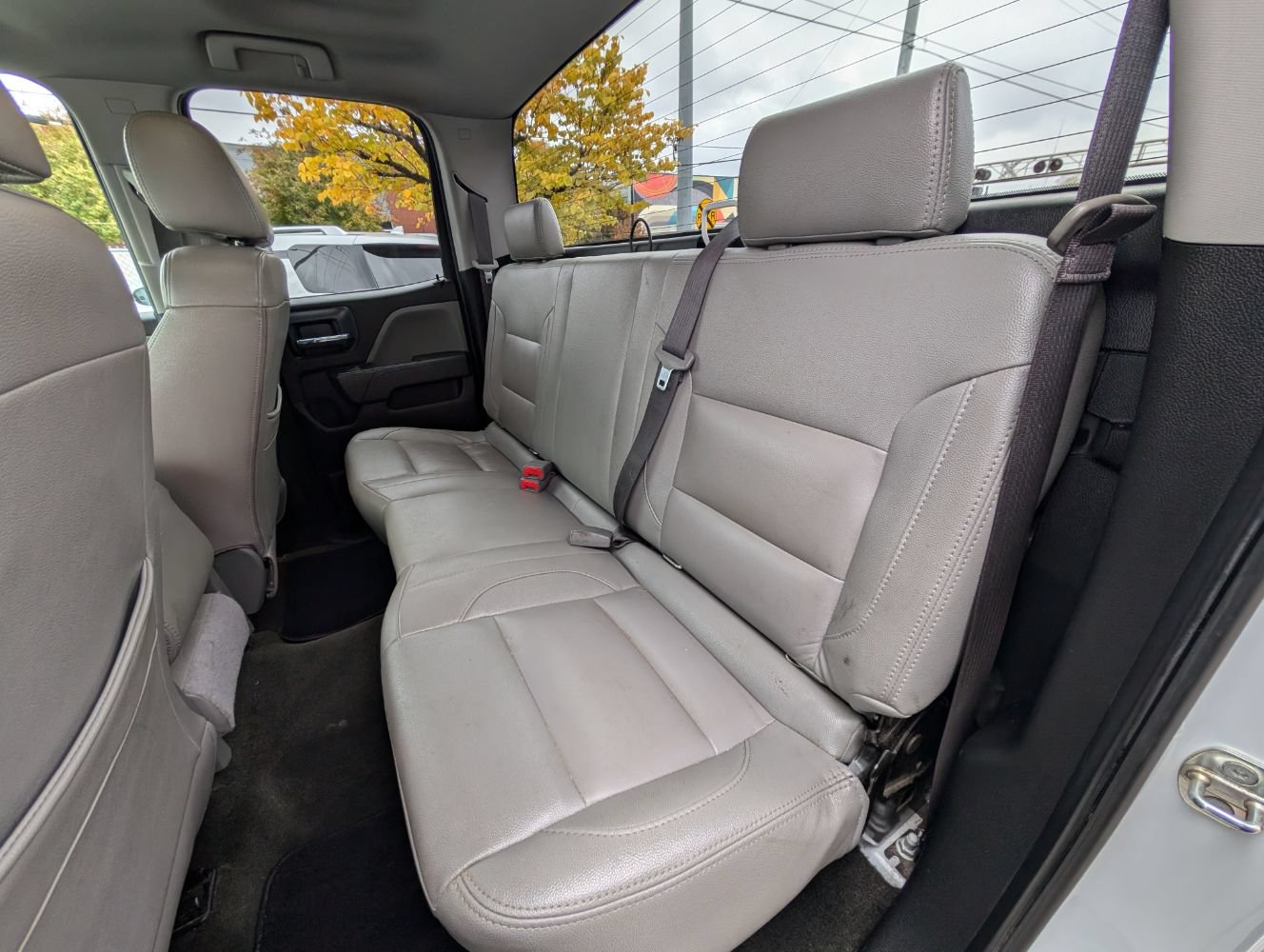 Used 2017 Chevrolet Silverado 1500 Custom w/ Custom Convenience Package RWD image 18