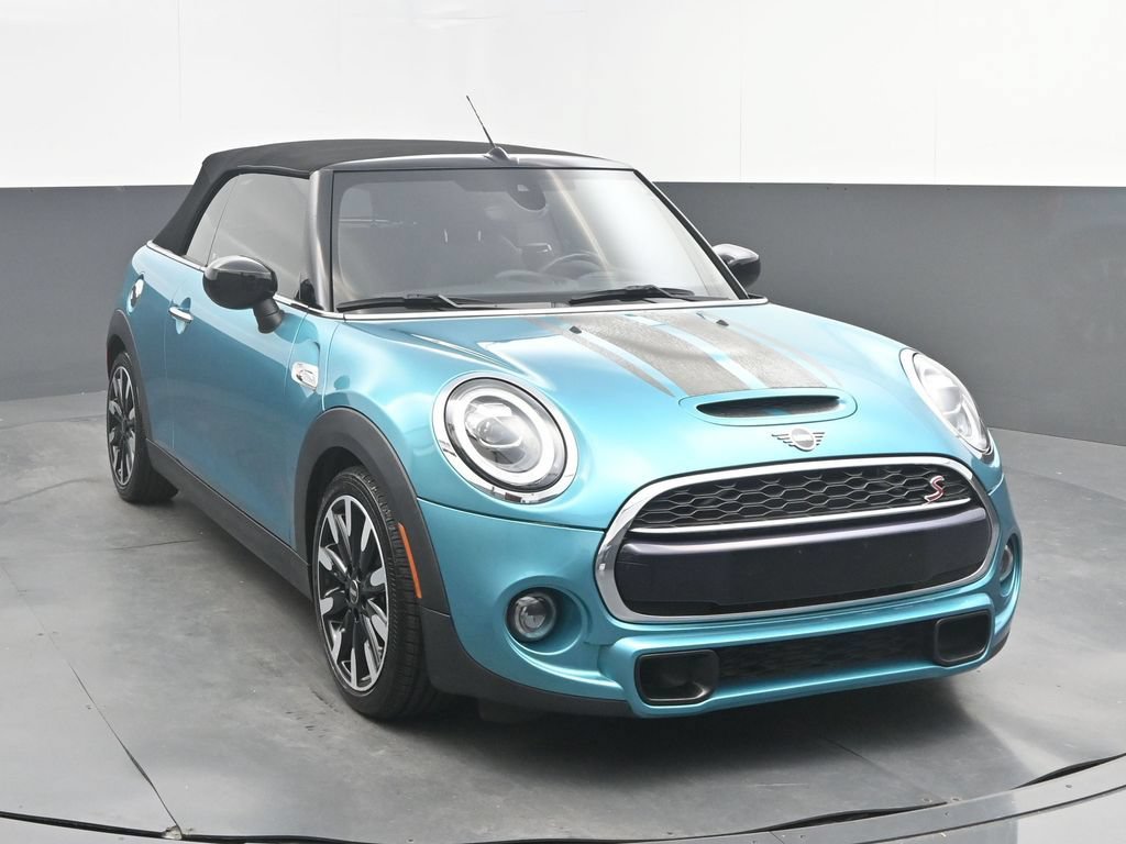 Used 2021 MINI Cooper S w/ 6.5" Touchscreen Package FWD image 1