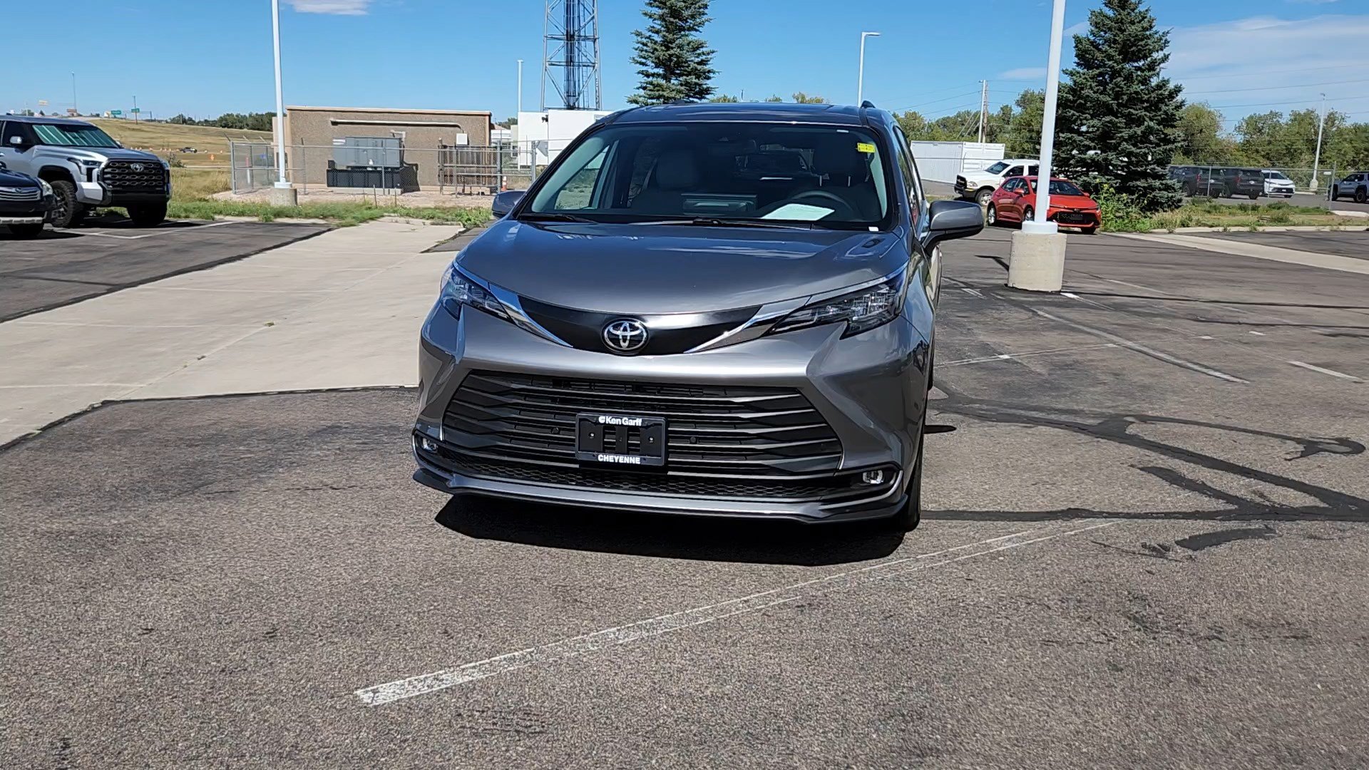 Certified 2026 Toyota Sienna XLE AWD/4WD image 4