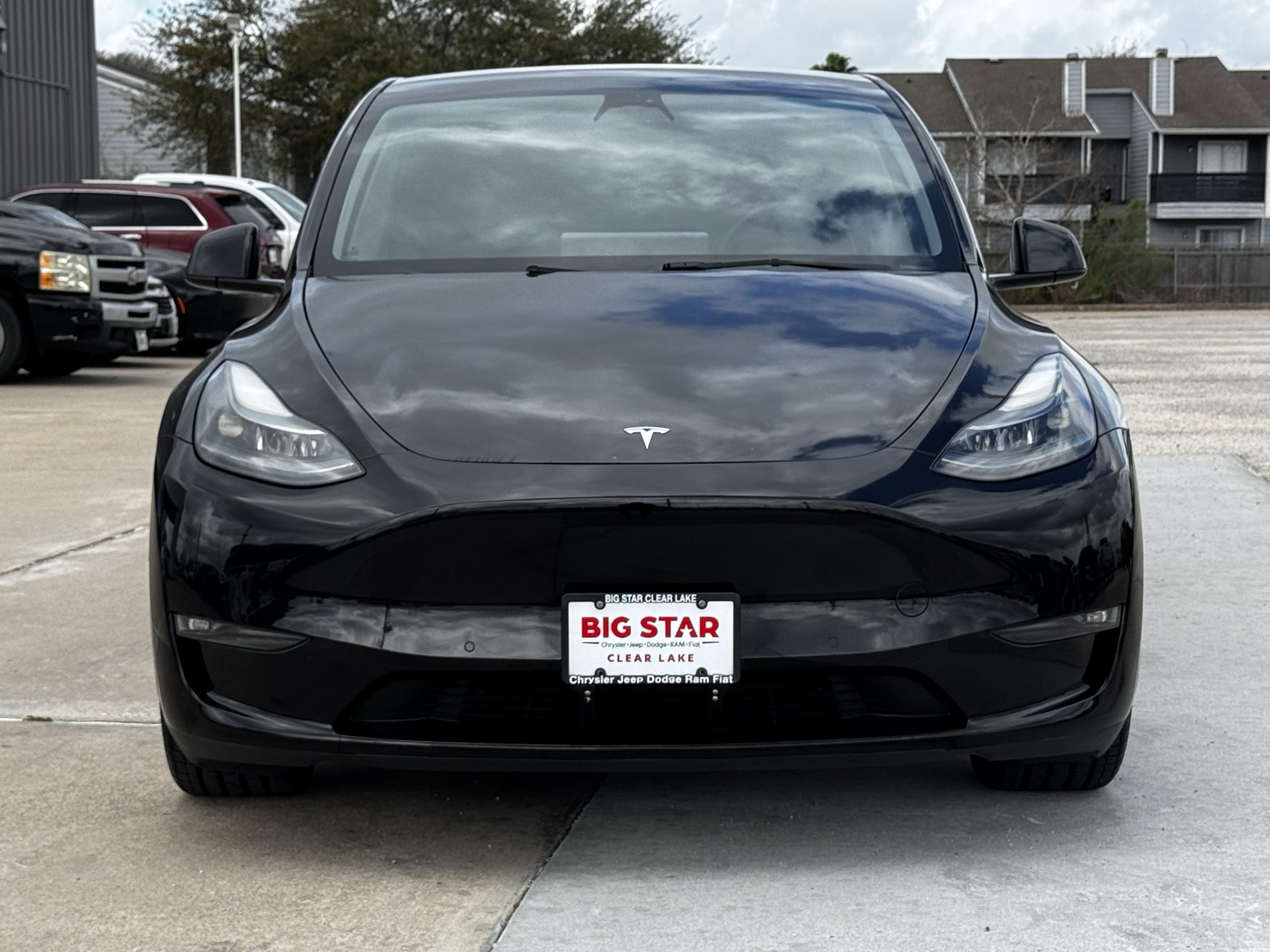 Used 2022 Tesla Model Y Performance image 3