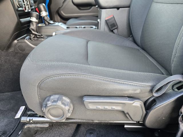 Used 2021 Jeep Wrangler Unlimited Sport image 26