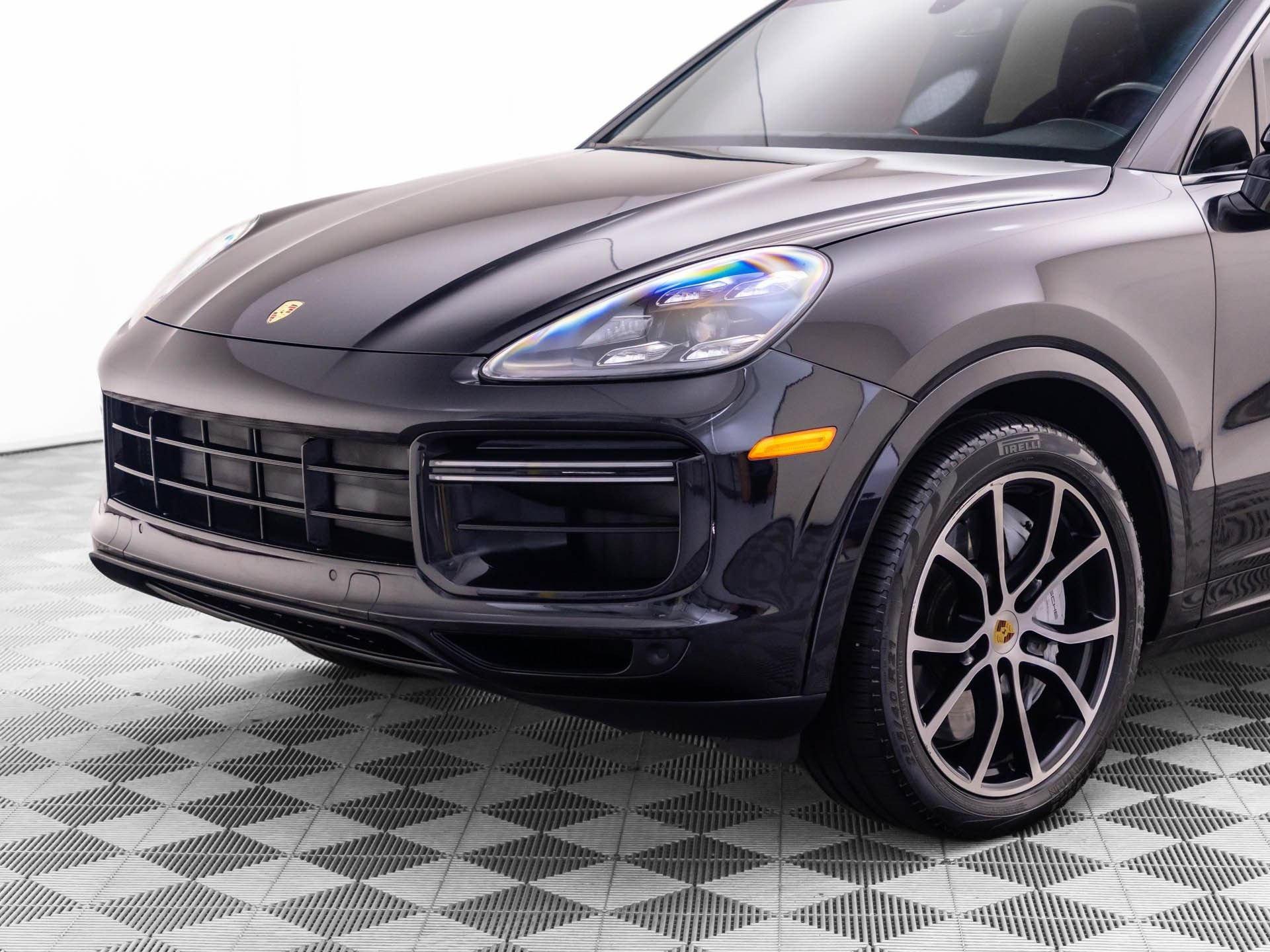 Certified 2019 Porsche Cayenne Turbo AWD/4WD image 39