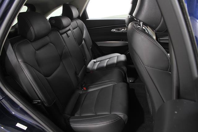 Certified 2022 Genesis GV70 2.5T w/ Select Package AWD/4WD image 18