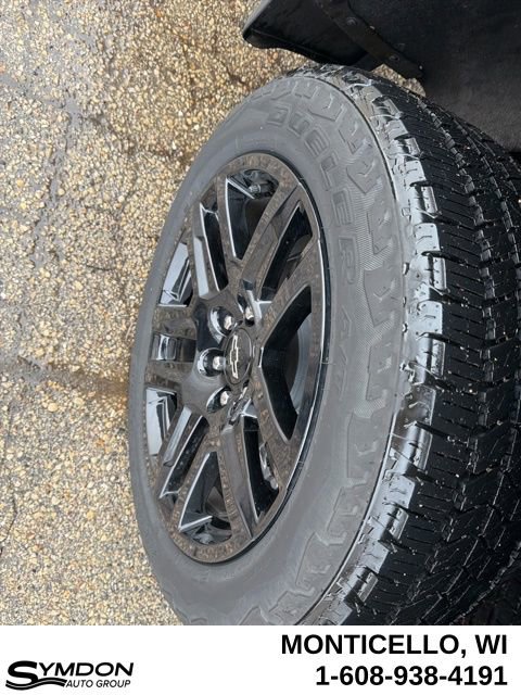 Used 2025 Chevrolet Colorado Z71 w/ Technology Package image 29