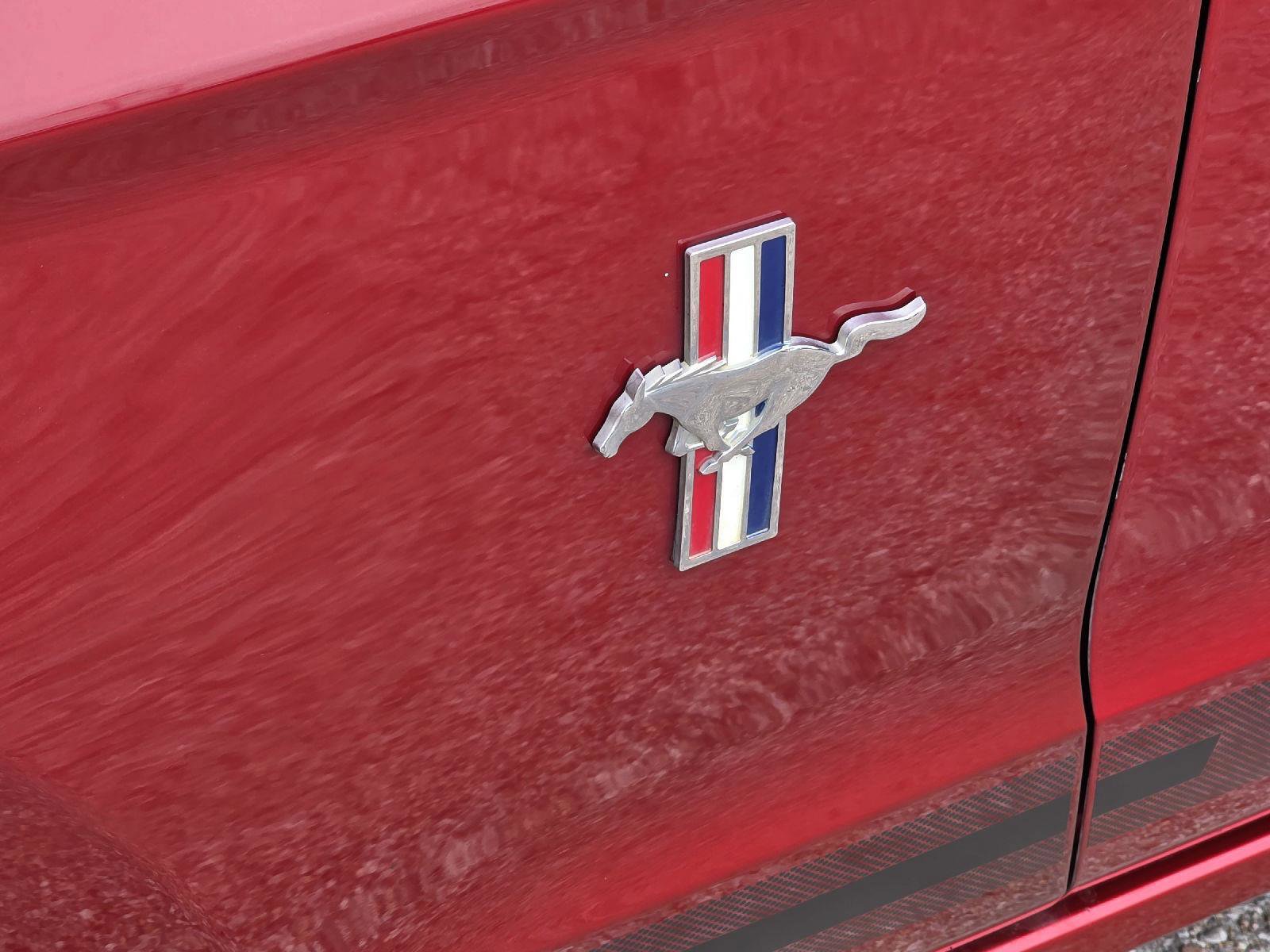 Used 2013 Ford Mustang Premium RWD image 27