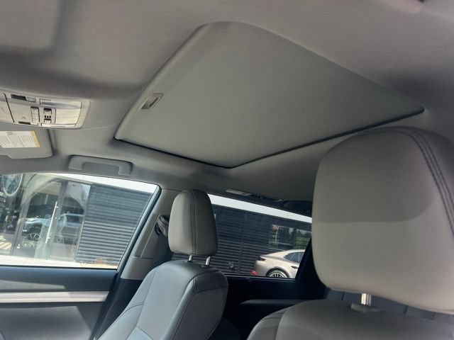 Used 2018 Toyota Highlander XLE AWD/4WD image 7