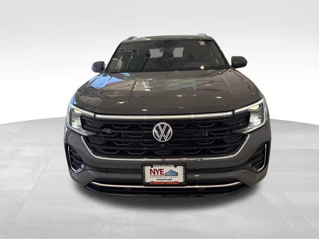 New 2026 Volkswagen Atlas Cross Sport SEL Premium R-Line image 8