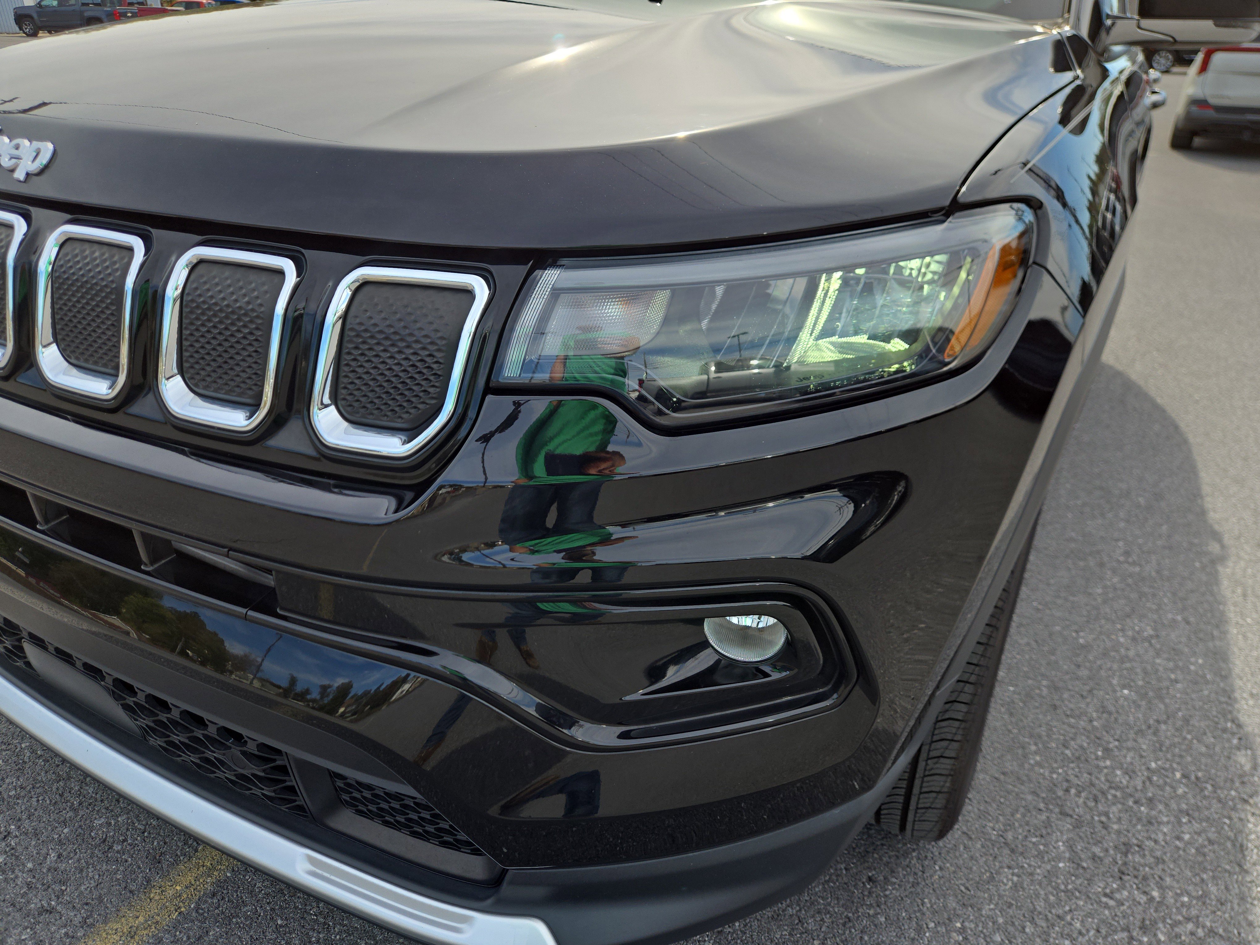 Used 2022 Jeep Compass Limited image 10