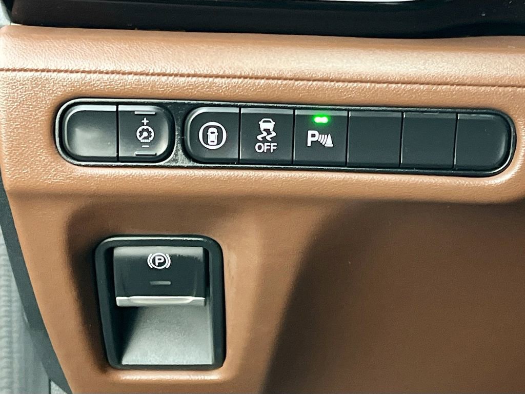 Used 2024 Acura MDX SH-AWD w/ Technology Package image 10