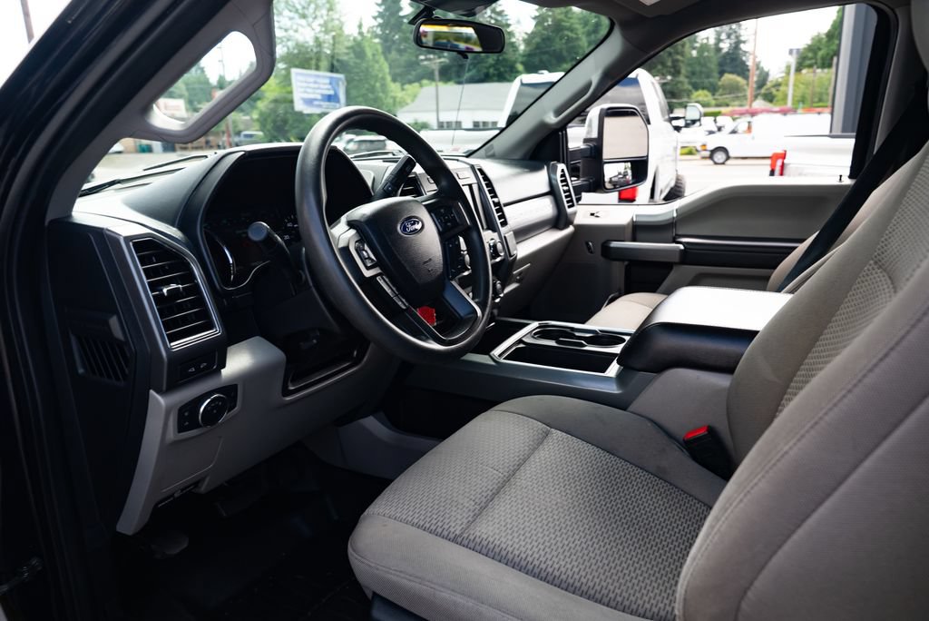 Used 2021 Ford F250 XLT w/ XLT Premium Package AWD/4WD image 19