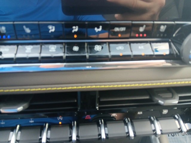 New 2025 Chevrolet Colorado ZR2 w/ Technology Package image 32