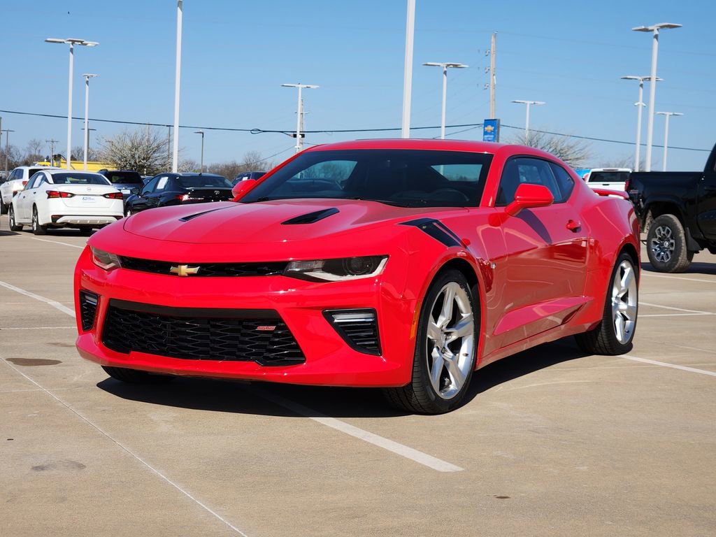 Used 2016 Chevrolet Camaro SS image 4