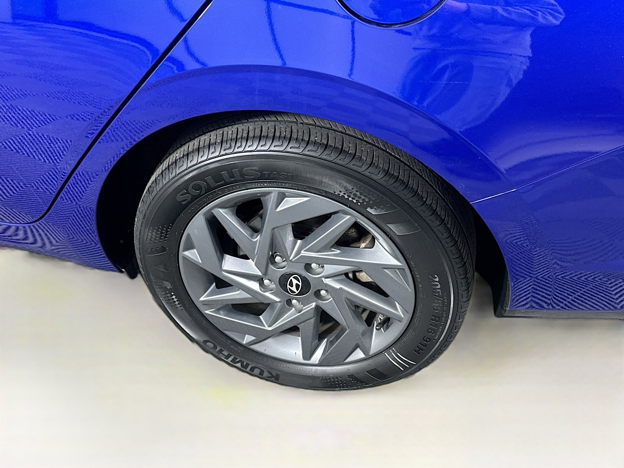 Used 2024 Hyundai Elantra SEL image 11