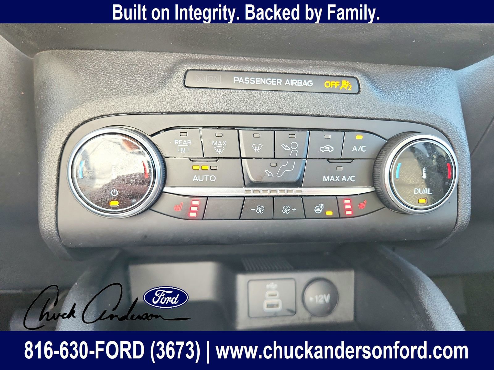 Used 2024 Ford Escape Active w/ Cold Weather Package FWD image 19