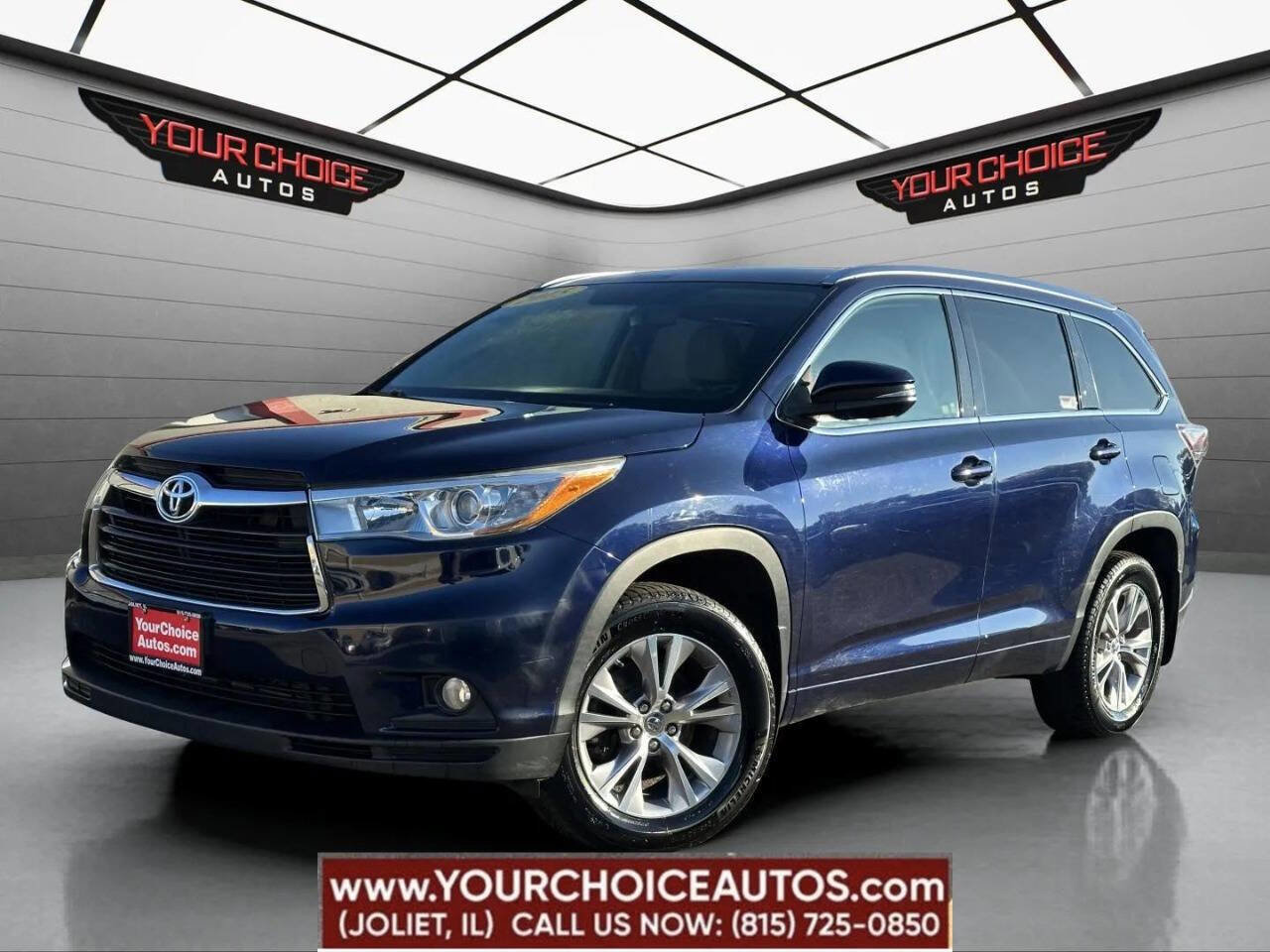 Used 2015 Toyota Highlander XLE AWD/4WD video 1