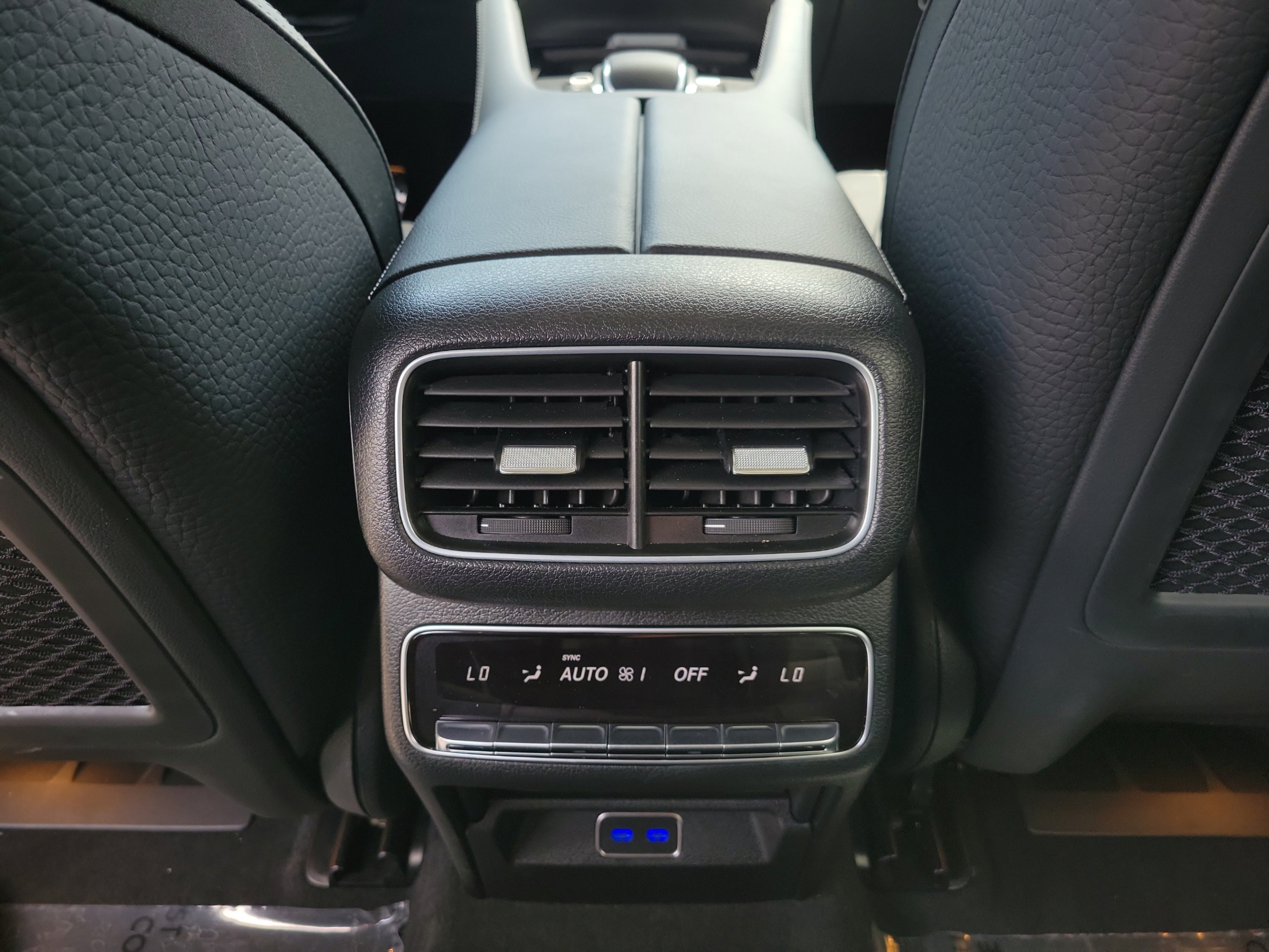 Certified 2025 Mercedes-Benz GLS 580 4MATIC image 11
