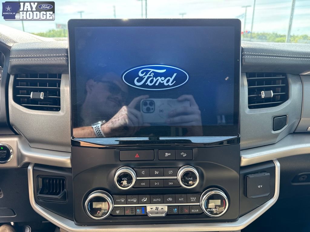 Used 2022 Ford Expedition XLT AWD/4WD image 22