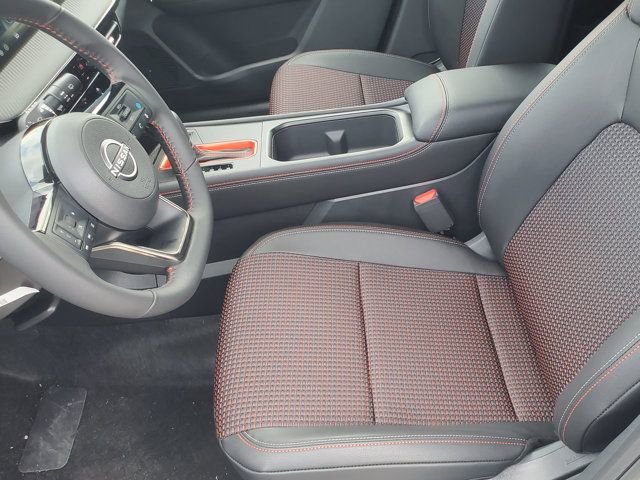 New 2026 Nissan Kicks SR image 13
