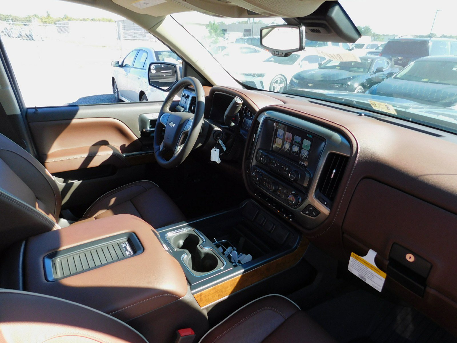 Used 2018 Chevrolet Silverado 1500 High Country image 50