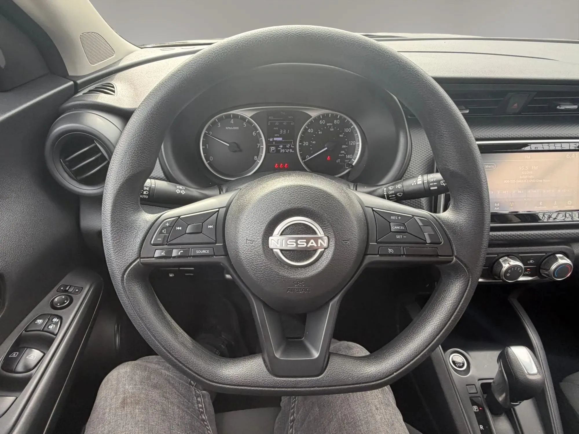 Used 2024 Nissan Kicks S FWD image 11