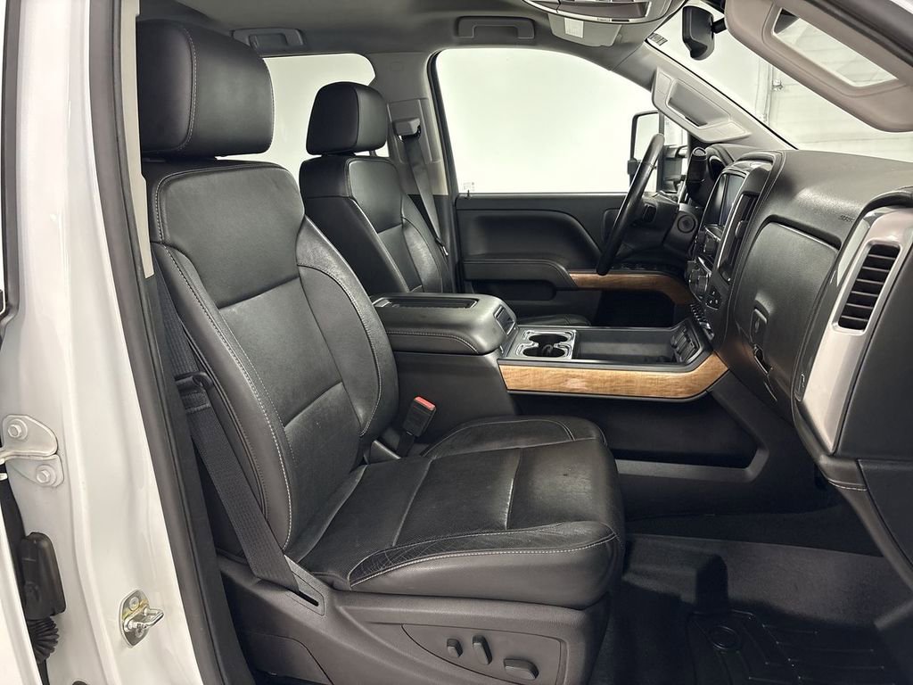 Used 2017 Chevrolet Silverado 3500 LTZ w/ Duramax Plus Package image 20