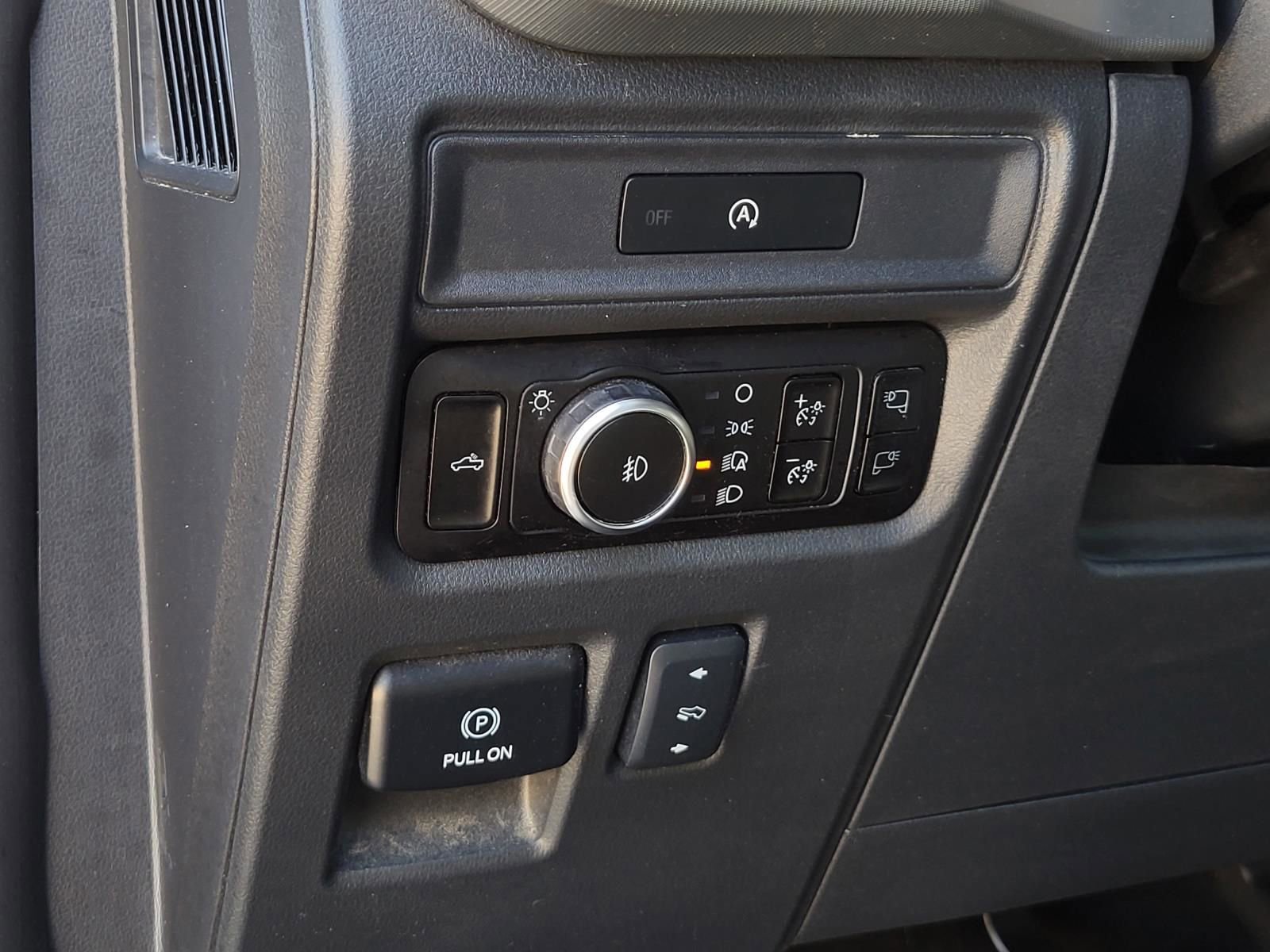 Used 2025 Ford F150 Lariat w/ Equipment Group 501A Mid image 24