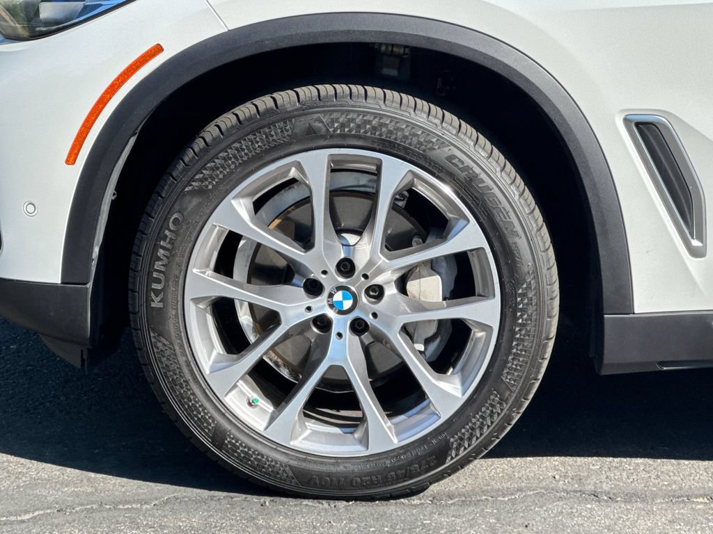 Used 2022 BMW X5 sDrive40i w/ Parking Assistance Package RWD image 39