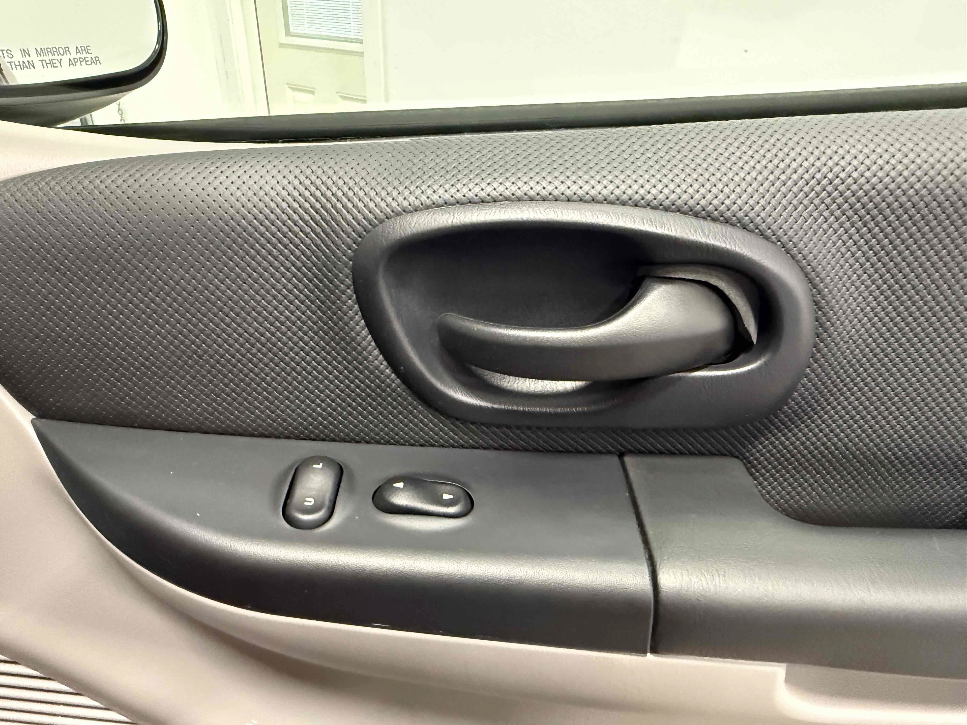 Used 2001 Ford F150 Lightning RWD image 67
