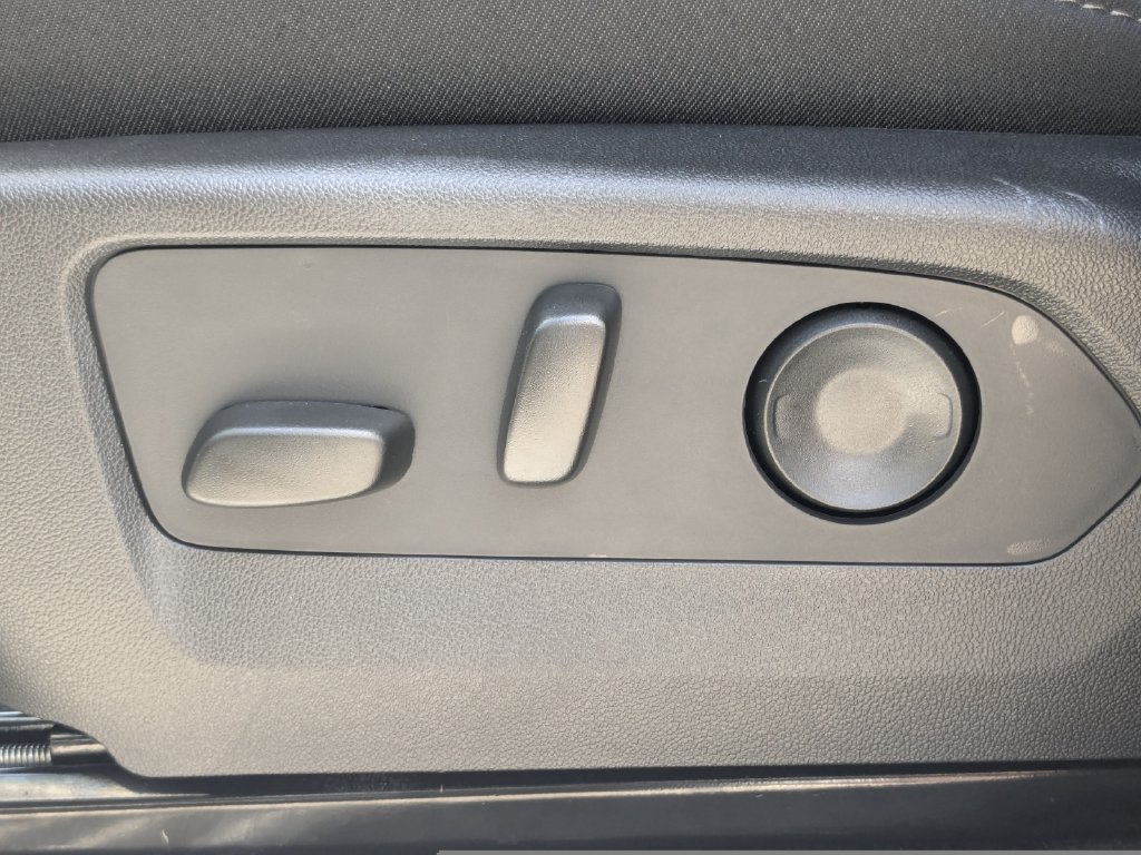 Used 2026 Chevrolet Colorado LT AWD/4WD image 20