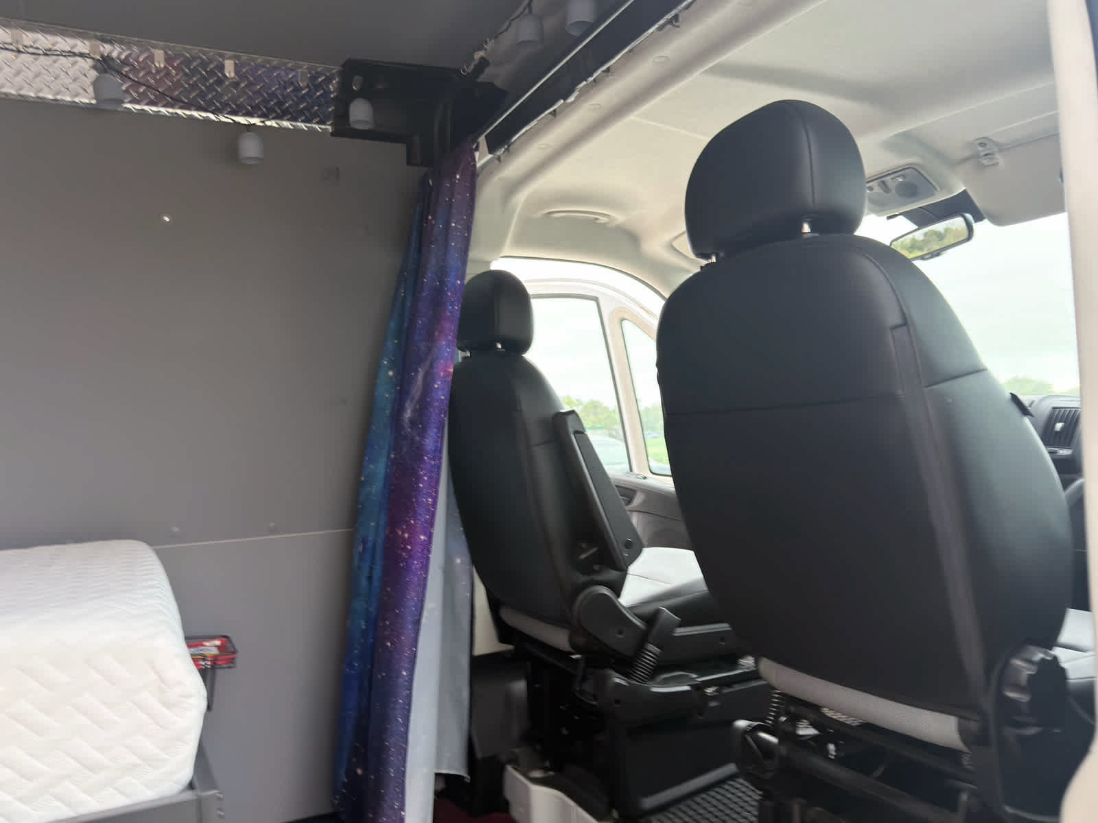 Used 2014 RAM ProMaster 2500 w/ Premium Appearance Group FWD image 26