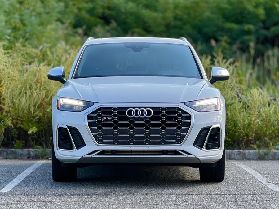 Used 2023 Audi SQ5 Premium Plus w/ Premium Plus Package image 3