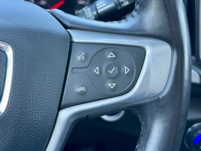 Used 2021 GMC Terrain SLE w/ Driver Convenience Package FWD image 18