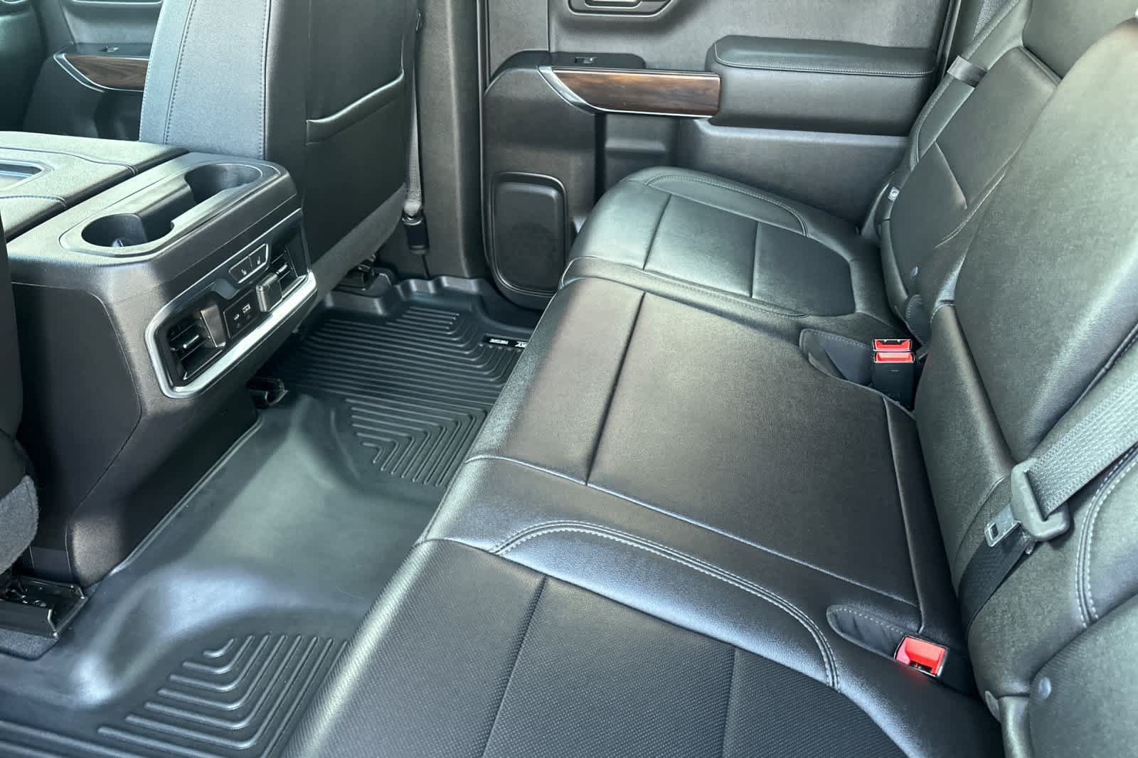 Used 2019 GMC Sierra 1500 SLT w/ SLT Premium Plus Package AWD/4WD image 5