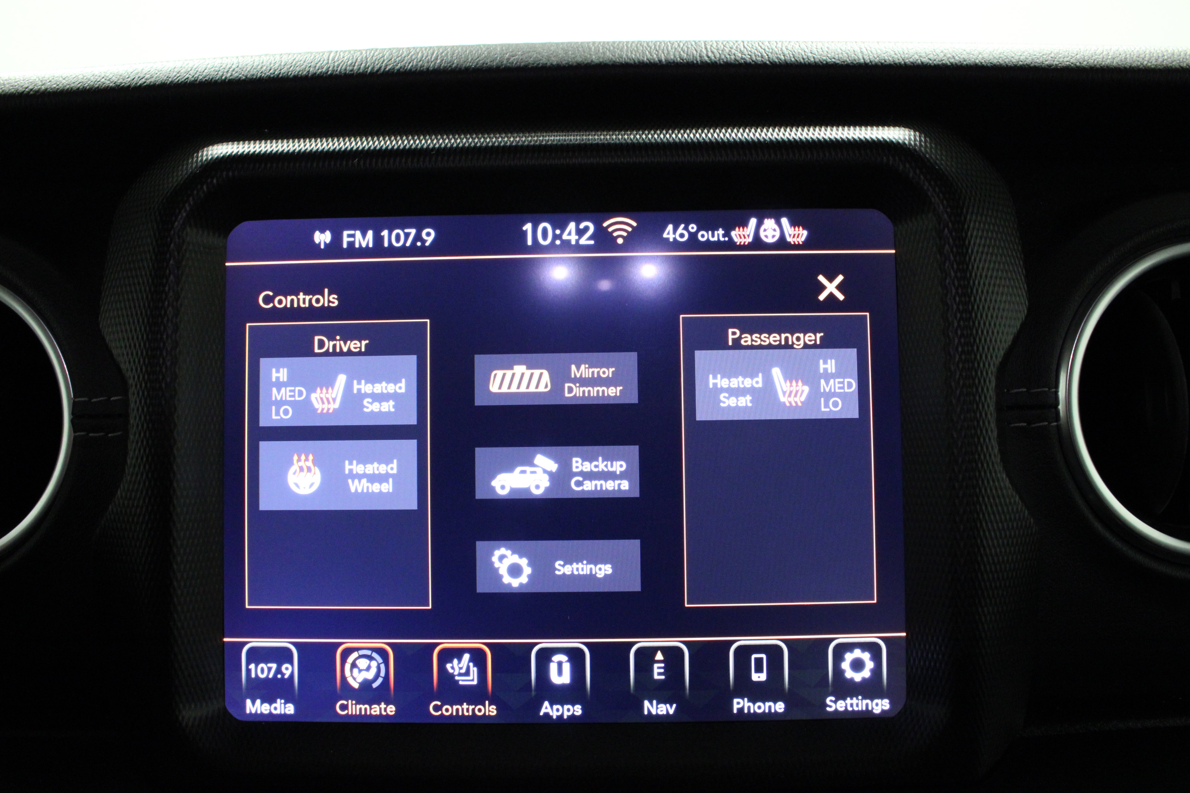 Used 2021 Jeep Wrangler Unlimited Sahara AWD/4WD image 22