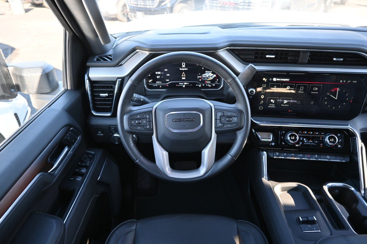 Certified 2025 GMC Sierra 2500 Denali AWD/4WD image 9