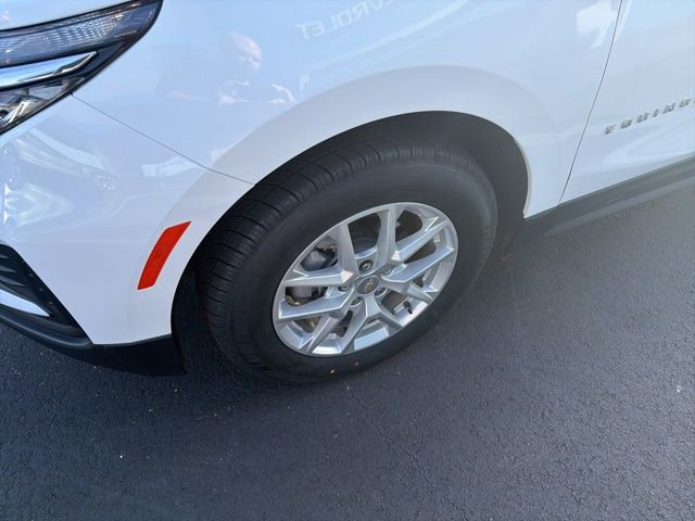 Used 2022 Chevrolet Equinox LS w/ LS Convenience Package image 4